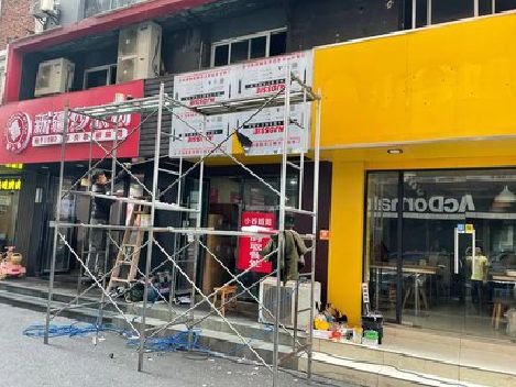 庐江制作广告招牌如何避免它发黄？